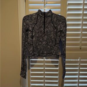 Lululemon Athletica Black and White Crop Top